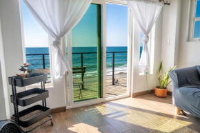 Beachfront Charming 1 Bdr 1 Bth
